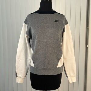 Nike Sportswear Tech Fleece Sweatshirt